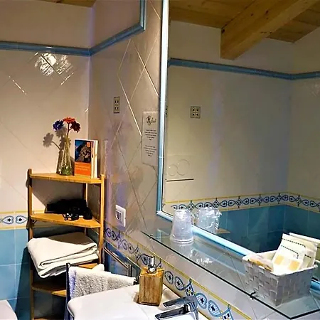 Bed & Breakfast L'arabesco 4*