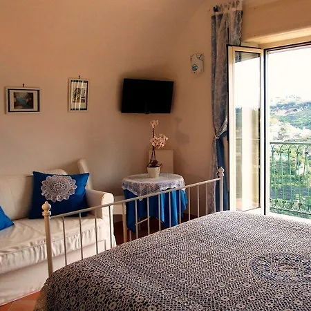 Bed & Breakfast L'arabesco 4*