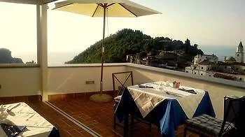 L'arabesco Bed & Breakfast 3*